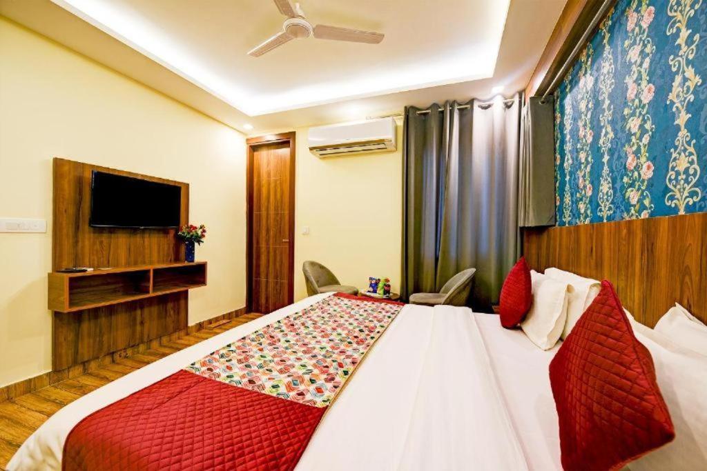 Hotel Rosewood Near Delhi Airport Nuova Delhi Esterno foto