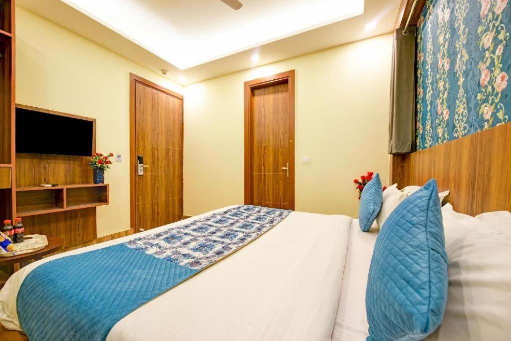 Hotel Rosewood Near Delhi Airport Nuova Delhi Esterno foto