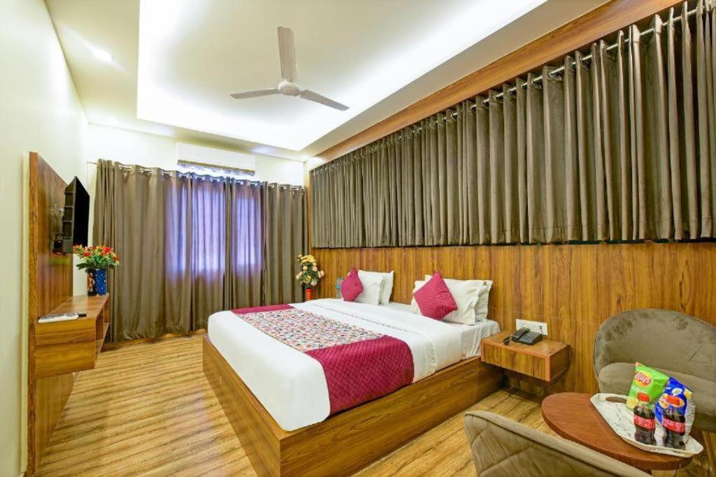 Hotel Rosewood Near Delhi Airport Nuova Delhi Esterno foto